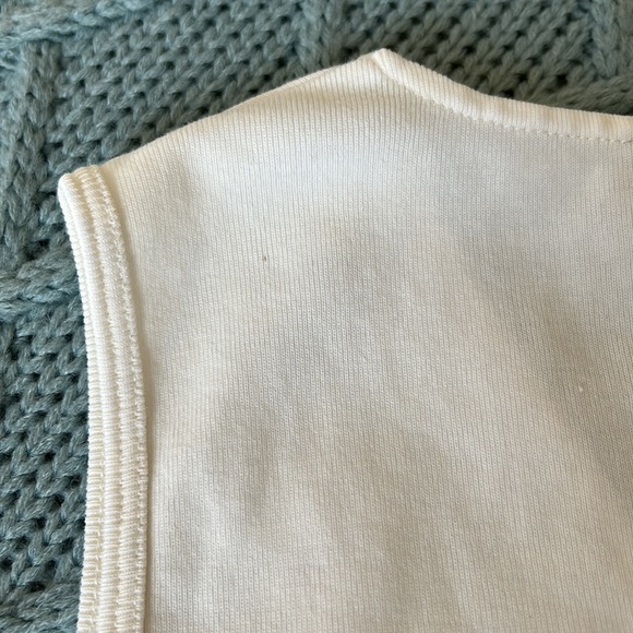 Vtg Jones New York Signature Petite Sleeveless Top - Picture 14 of 16